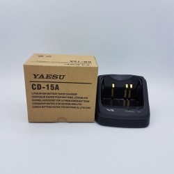 Cargador rapido baterias de litio Yaesu CD-15A